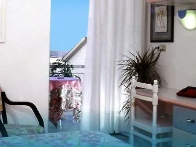 别致酒店 卡托利卡