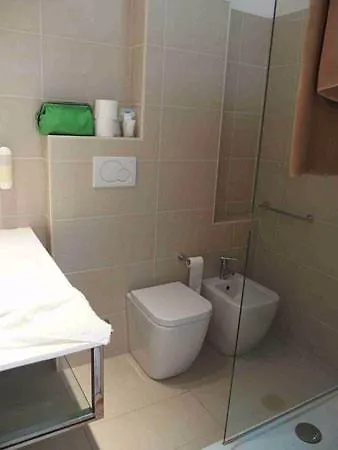 别致酒店 3* 卡托利卡